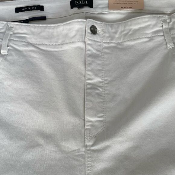 NYDJ Cropped Cuffed Jeans Lift Tuck Tech.     Size: 28W Color: Optic White - Picture 4 of 13